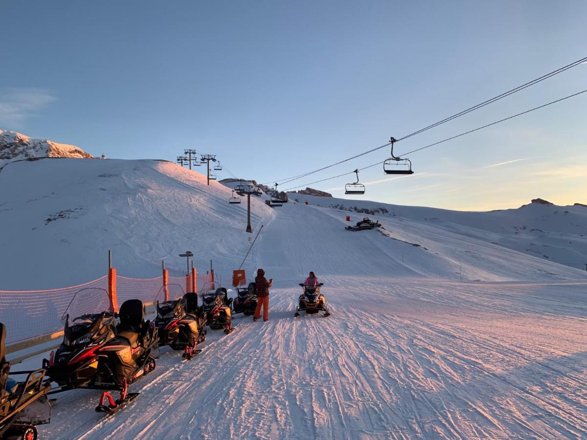 Eden Sur Les Pistes Avec Vue Panoramique Sur La Vallee La Joue du Loup Exterior photo