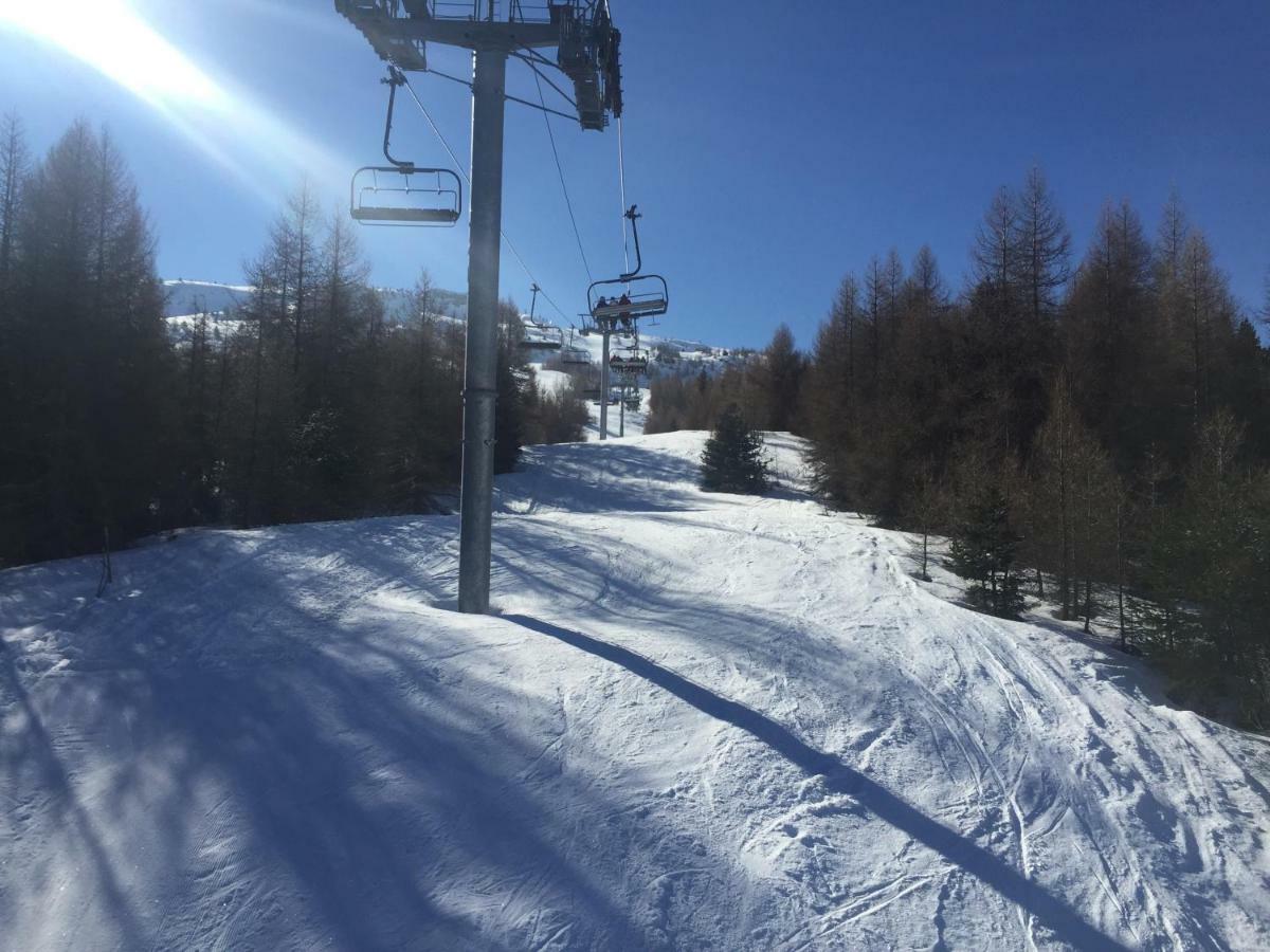 Eden Sur Les Pistes Avec Vue Panoramique Sur La Vallee La Joue du Loup Exterior photo