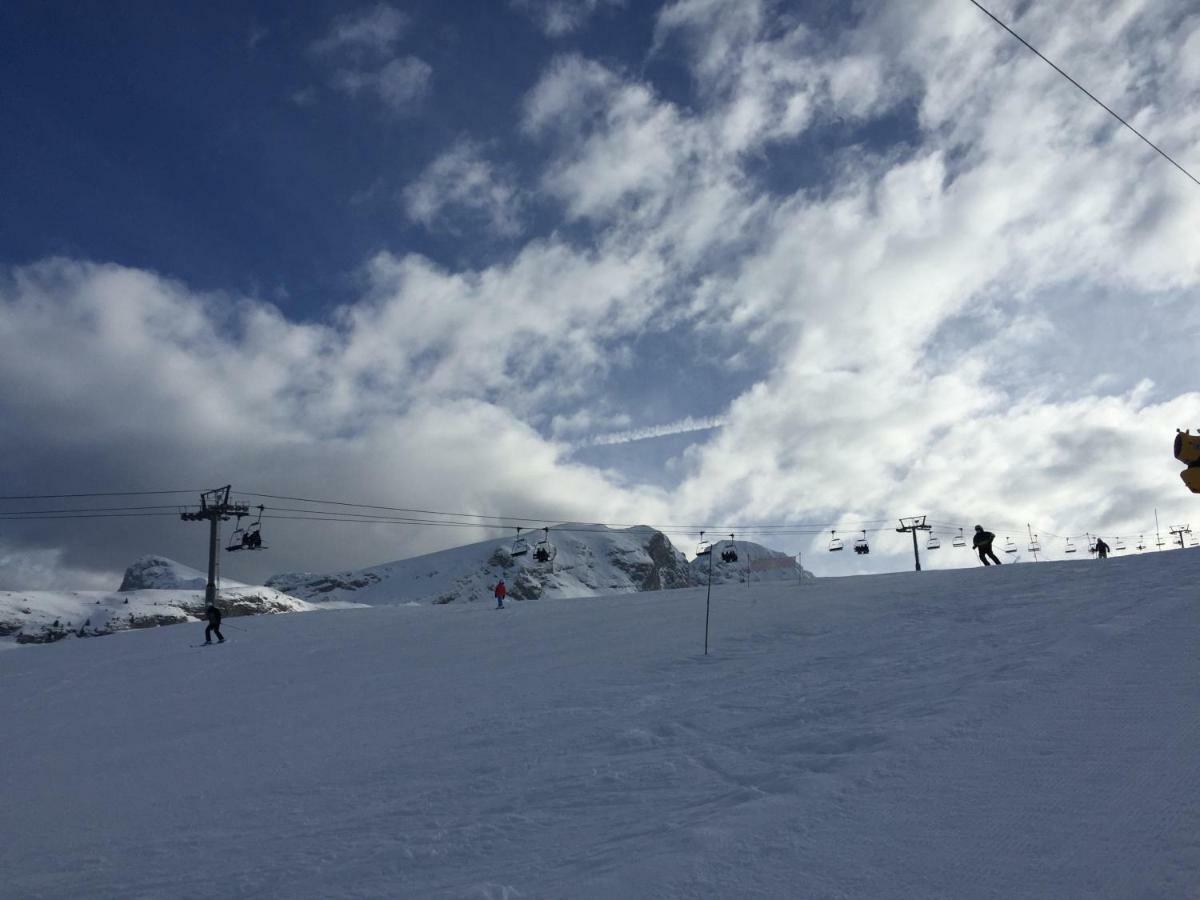 Eden Sur Les Pistes Avec Vue Panoramique Sur La Vallee La Joue du Loup Exterior photo